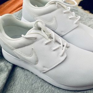 Nike Tanjun Brand New